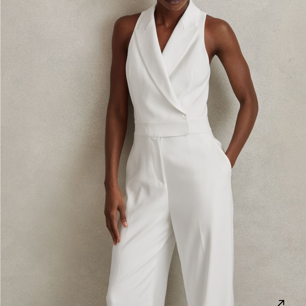 LAINEY DOUBLE BREASTED SATIN TUX JUMPSUIT IN WHITE SIZE 4 NWT